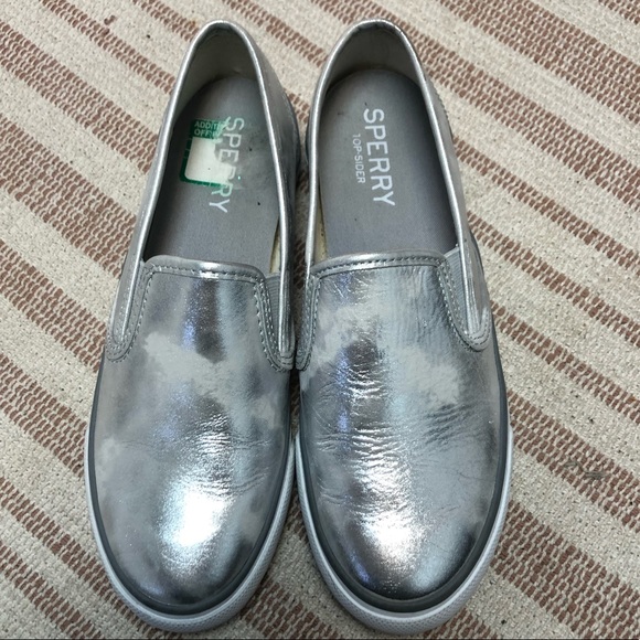 | Sperry | metallic slip ons. Size 7. - Picture 3 of 5